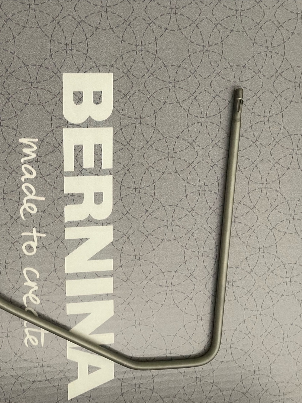 Bernina Knee Lift